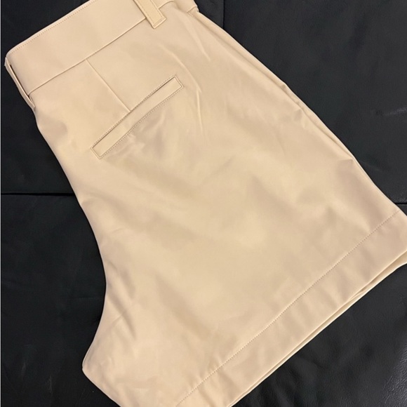 Abercrombie high waisted leather shorts - Picture 4 of 4